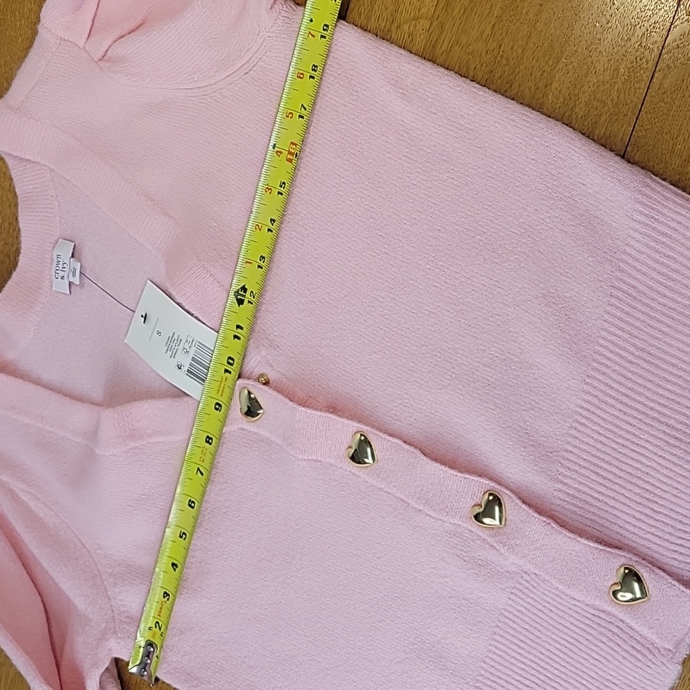 Crown & Ivy Pink Cardigan with Gold Heart Buttons - Picture 11 of 14